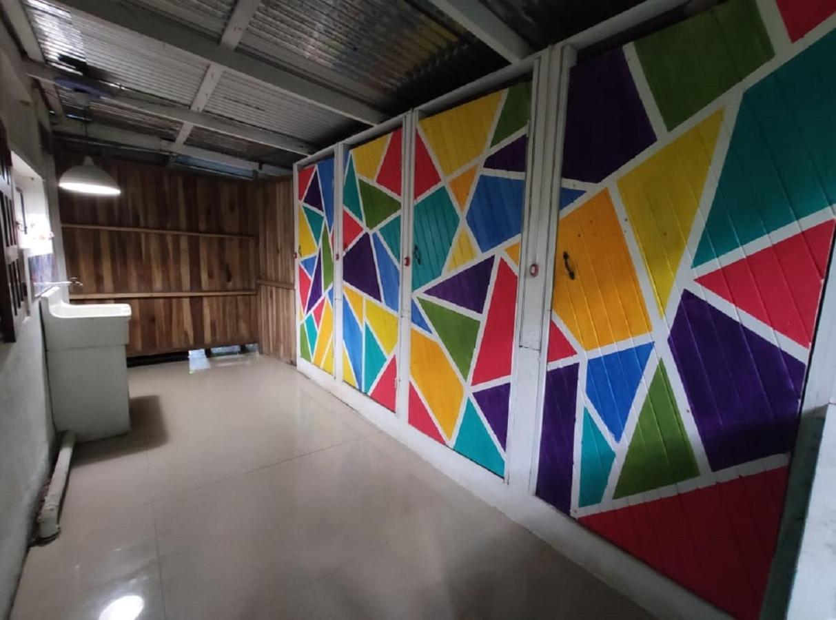 Madre Selva Hostel Puerto Viejo de Talamanca Ngoại thất bức ảnh