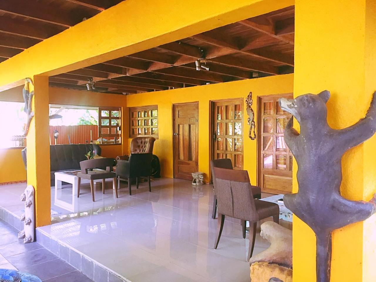 Madre Selva Hostel Puerto Viejo de Talamanca Ngoại thất bức ảnh