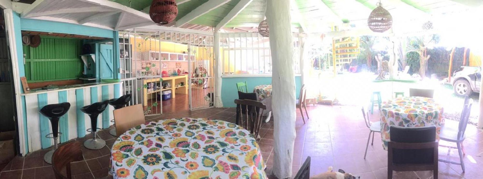 Madre Selva Hostel Puerto Viejo de Talamanca Ngoại thất bức ảnh